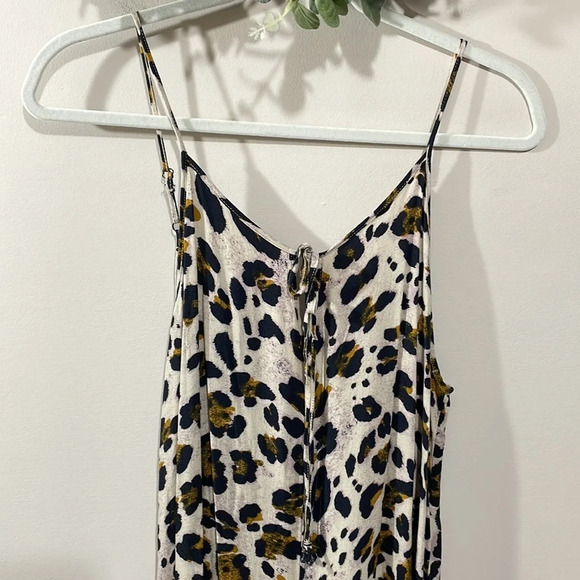 URBAN Romantics Cheetah Animal Print Jumpsuit M - Picture 3 of 13